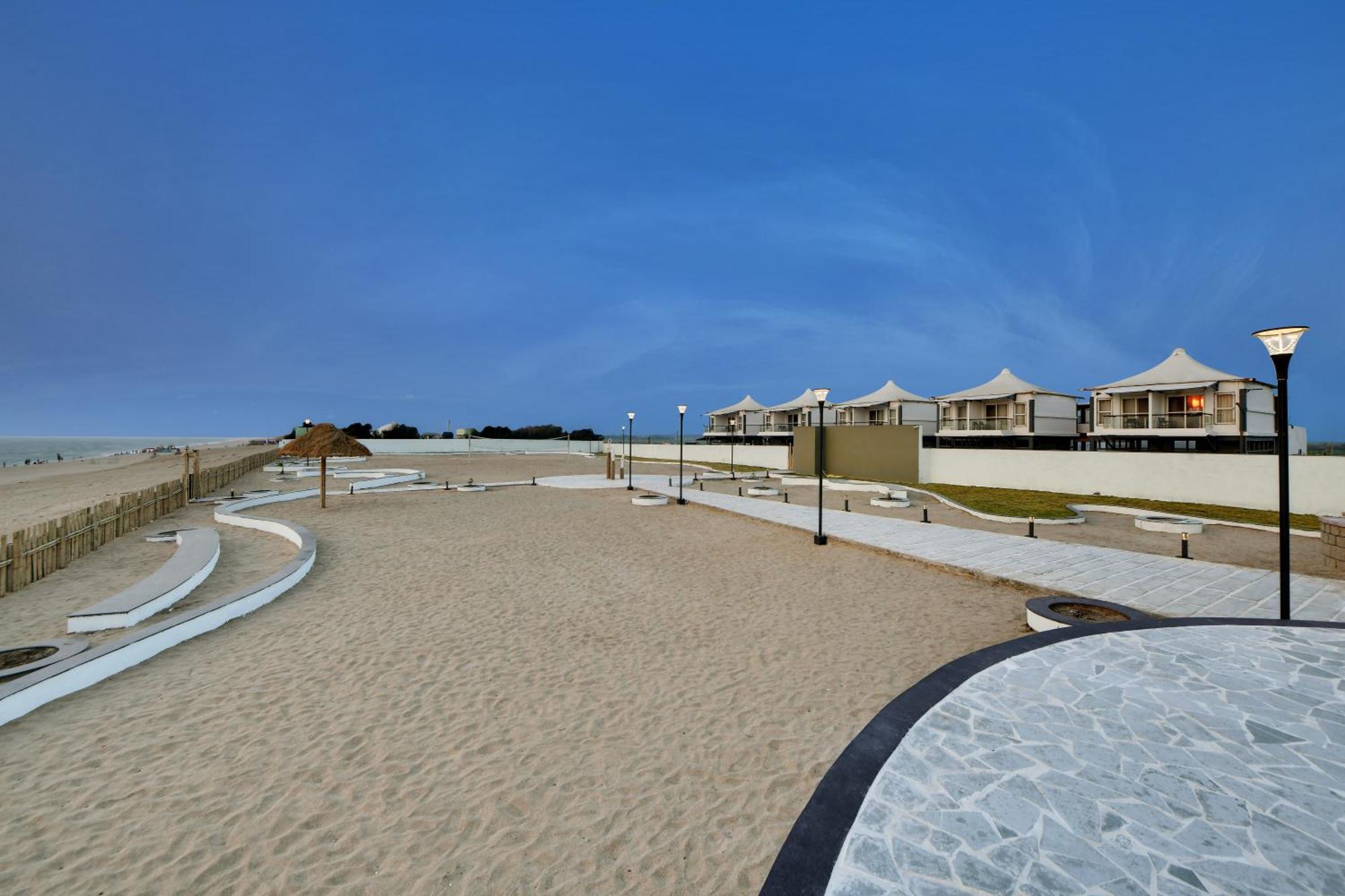 The Fern Leo Beach Resort , Madhavpur Porbandar Bagian luar foto