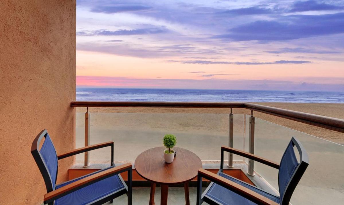 The Fern Leo Beach Resort , Madhavpur Porbandar Bagian luar foto